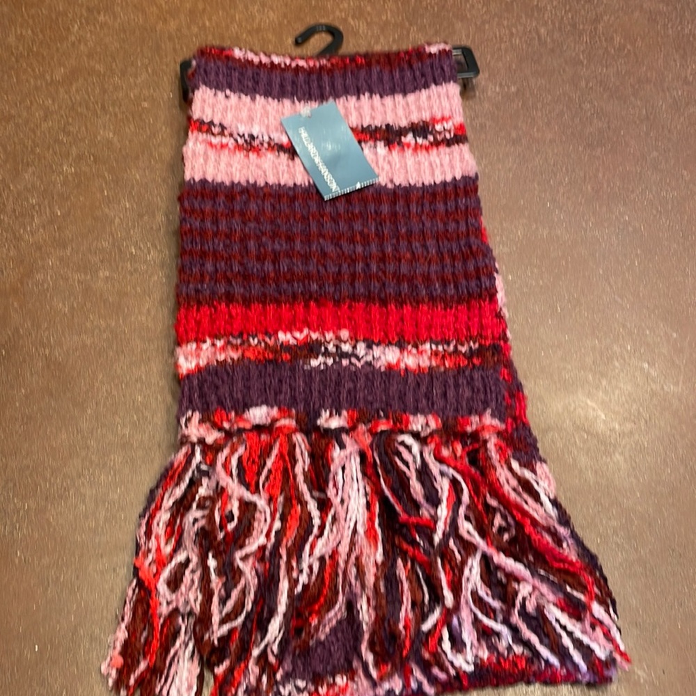 NWT Hillard & Hanson scarf
